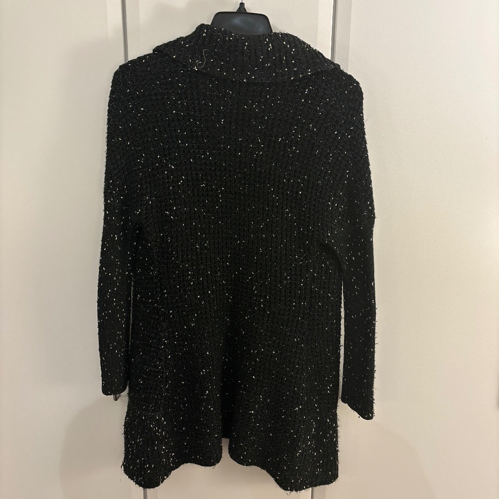 Sweater - Picture 5 of 5
